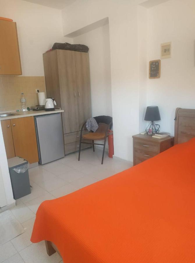 Spiros Apartments Livadia  Exterior photo