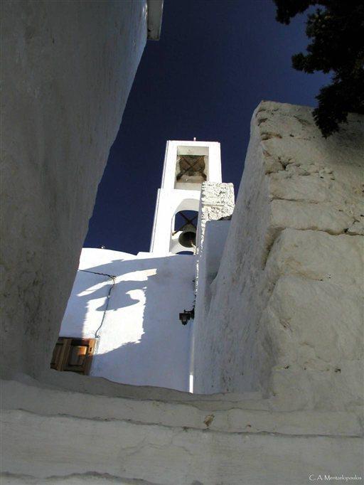 Spiros Apartments Livadia  Exterior photo